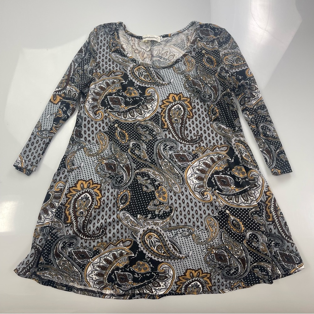 Nandashe blouse size M